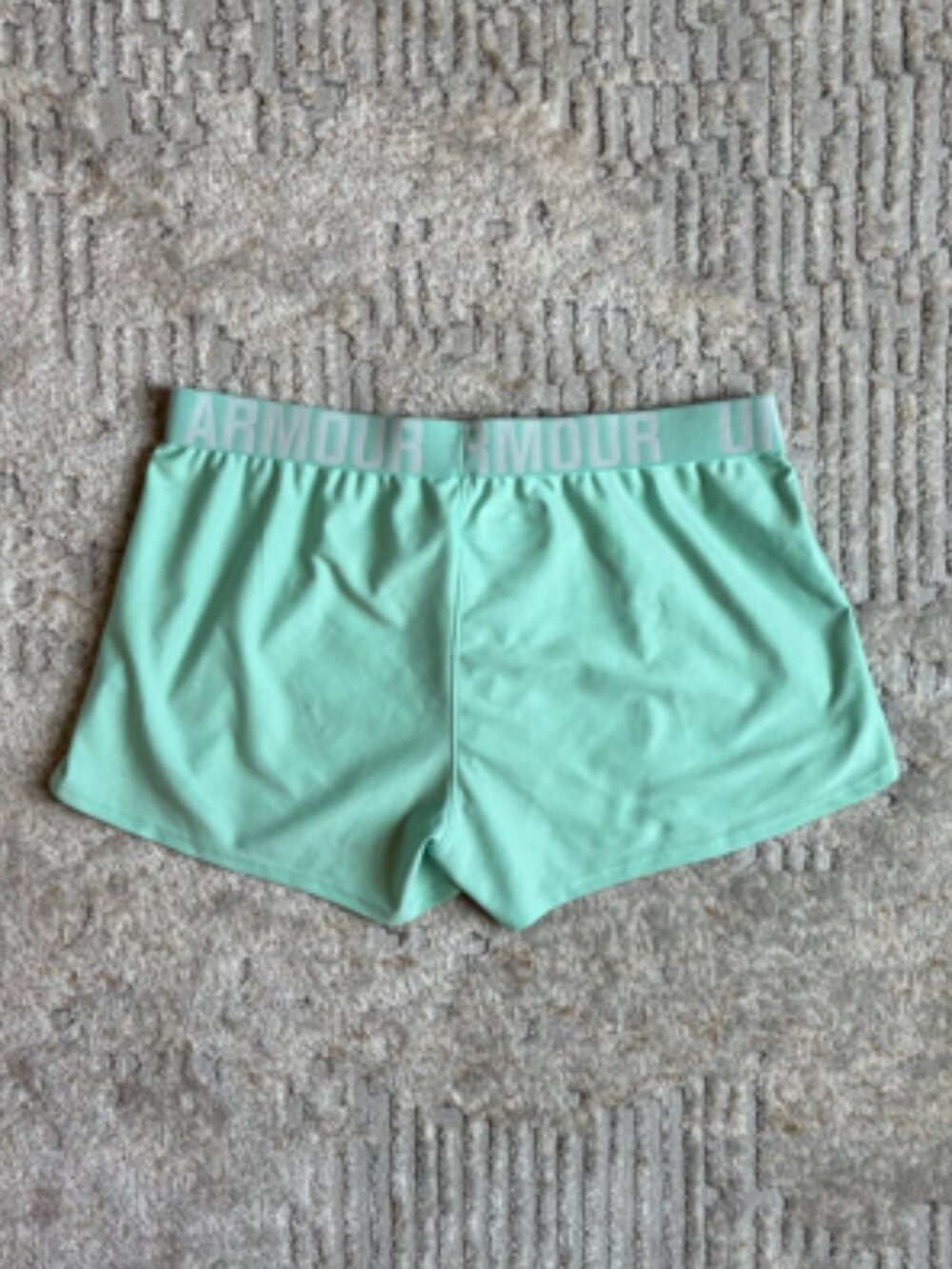 UNDER ARMOUR HeatGear Mint Teal Running Shorts Size M - Picture 3 of 6
